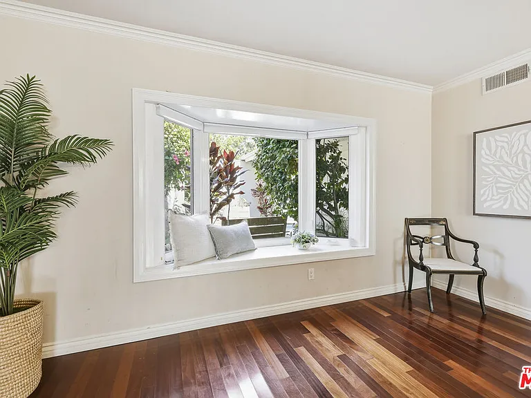 5507 Bluebell Ave — Photo 5