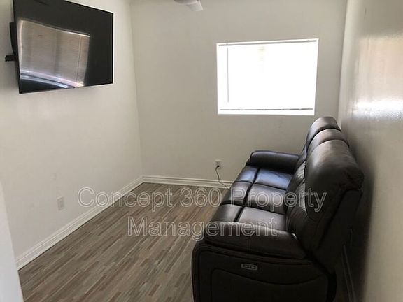 5th image of 745 Ohio Ave