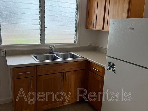 4th image of 1141 Rycroft St APT B