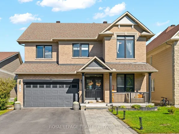 732 Lakebreeze Cir, Ottawa, ON K4A 0R6
