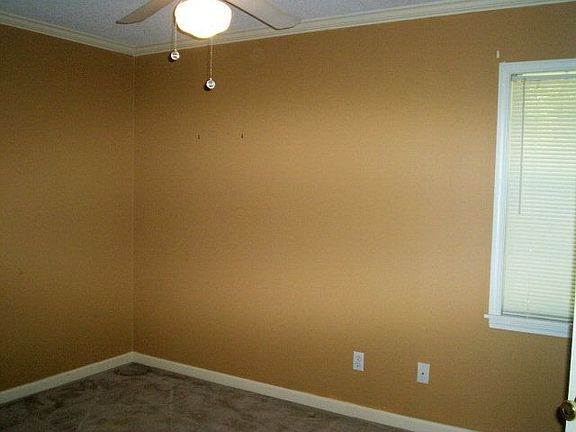 5th image of 2216 Church St APT 14