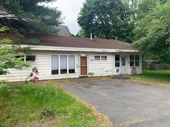 2nd image of 8 Kingsley Ave Unit A