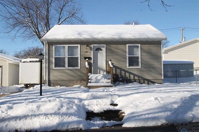 2nd image of 307 S Mable Ave