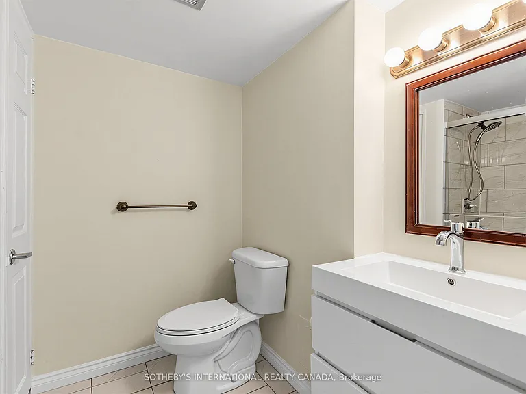 45 Carlton St #403 — Photo 26