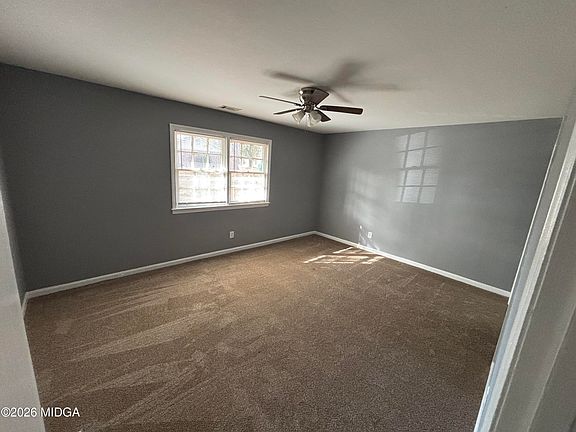 5th image of 225 Woodland Trl