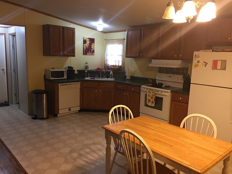 1st image of 4707 Autumn Ln