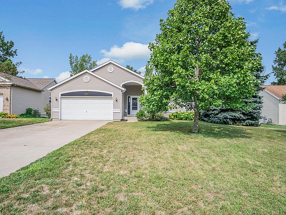 2nd image of 10951 Thornberry Way