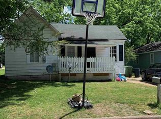 320 N 14th St, Griffin, GA 30223