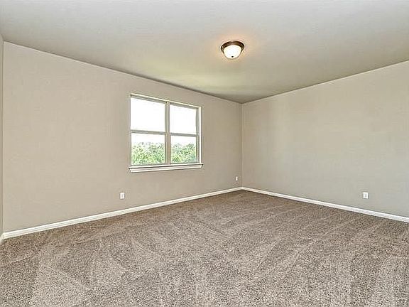 5th image of 413 Bella Montagna Cir