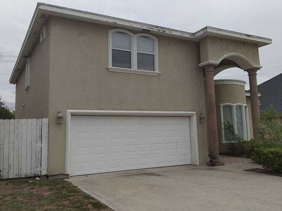3rd image of 602 Hackberry Ave