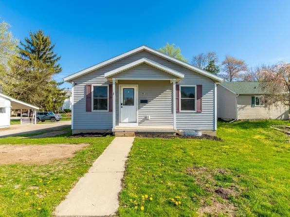 613 E Market St, Warsaw, IN 46580