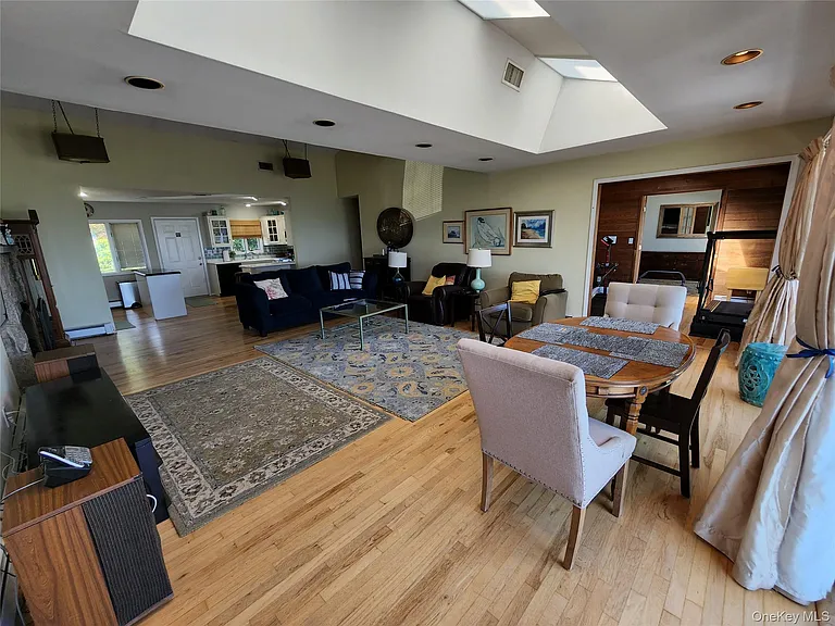 7 Riverhead Rd — Photo 8