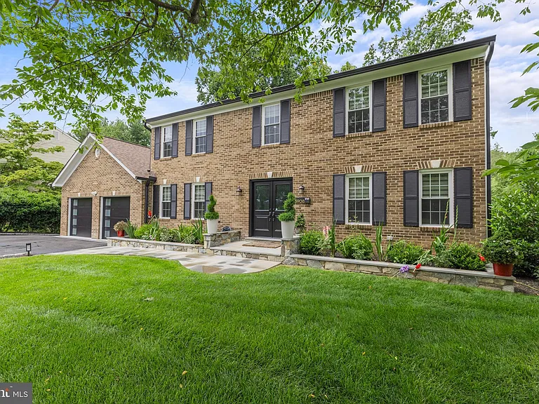 13908 Pleasant Grove Ct — Photo 60