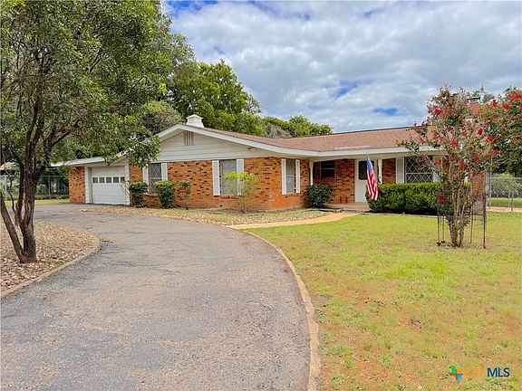 4th image of 110 Creekview Dr