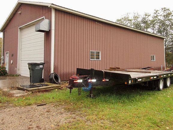 5th image of 16667 Bass Lake Ave