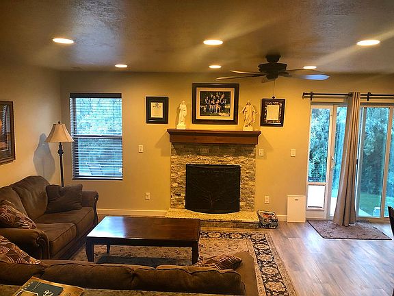 4th image of 3304 W Willow Park Dr