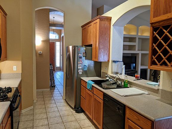 5th image of 7406 E Oasis St