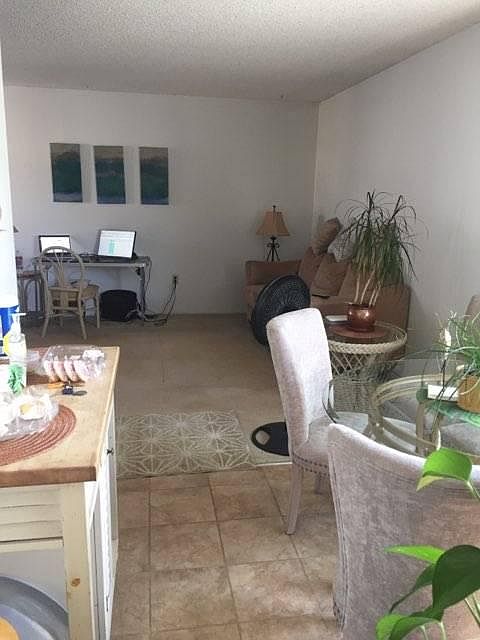 2nd image of 17061 Evergreen Cir