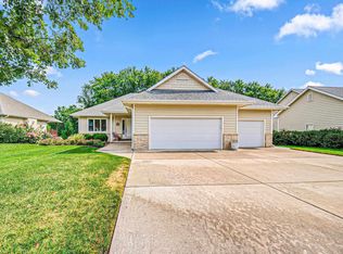 1601 Parkplace Ct, Abilene, KS 67410
