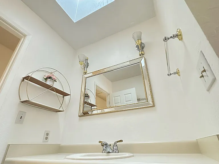 4850 Comanche Trl — Photo 31