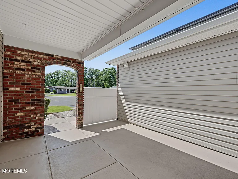 22 Higgins Ct — Photo 4