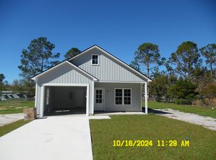 82 E Howell Dr, Lakeland, GA 31635