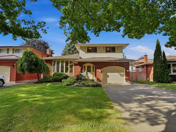 13 Chatham Rd, Saint Catharines, ON L2M 4N7
