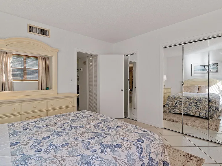 2565 S Ocean Blvd #208 — Photo 16