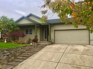 33681 SE Pickle Pl, Scappoose, OR 97056