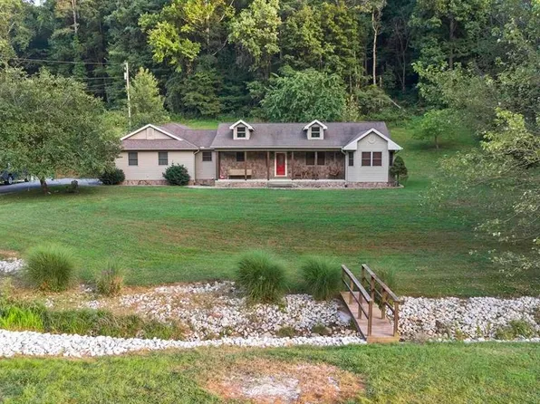 296 Large Farm Rd, Greenup, KY 41144