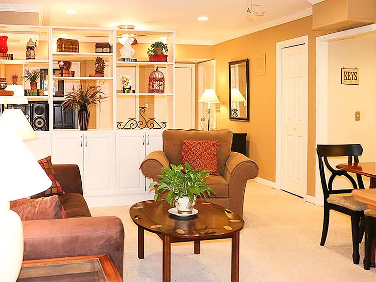 5070 Vernon Springs Dr #3 — Photo 3