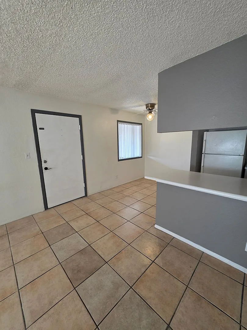 Hacienda Park apartments is centrally located and offers extra large 2 bedroom/2 bath apartments. — Photo 3