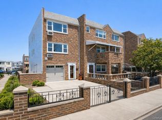 536 Throgs Neck Expressway, Bronx, NY 10465