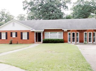 907 N Cherokee Ave, Dothan, AL 36303