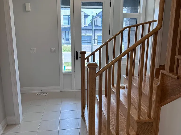 141 Cole Ter — Photo 3