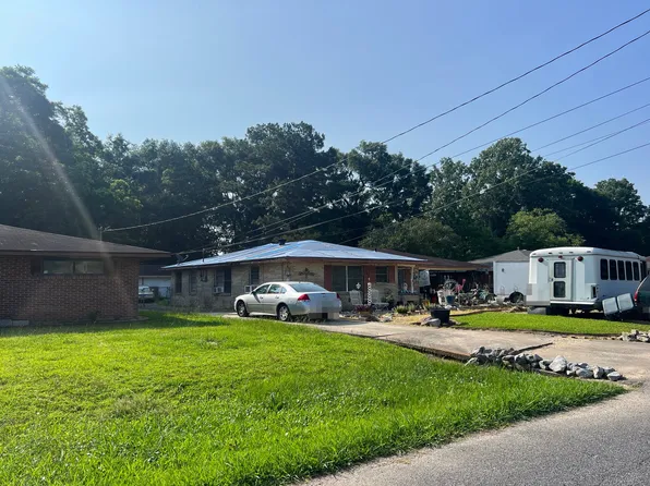 8664 Sharon Hills Blvd, Baton Rouge, LA 70811