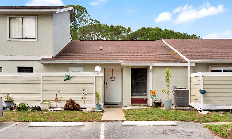 1st image of 12 Pine Island Cir