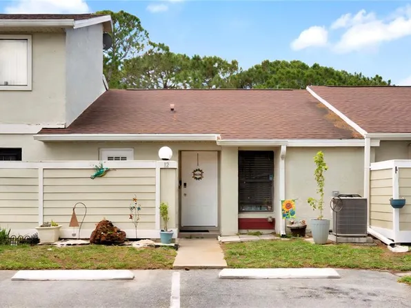 12 Pine Island Cir, Kissimmee, FL 34743
