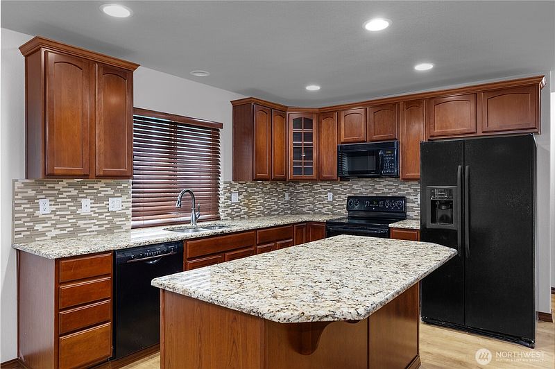 3rd image of 8512 205th Street Ct E
