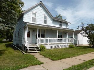 115 E Maple St, Edgar, WI 54426