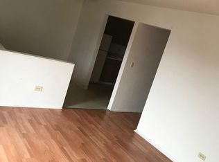 1041 W 6th St APT 18, Belvidere, IL 61008