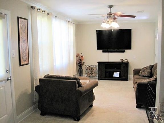 2nd image of 412 Hibernia Pl