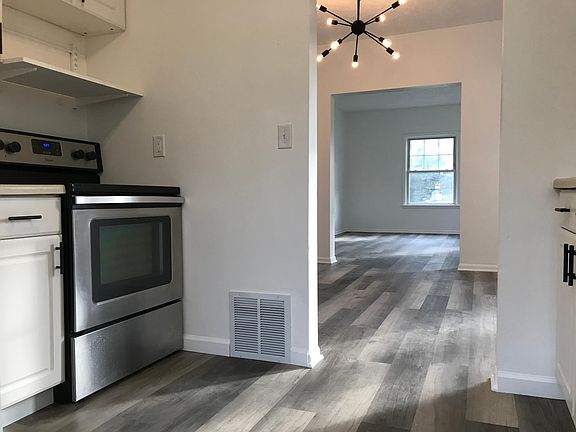 4th image of 311 Chestnut Blvd #1