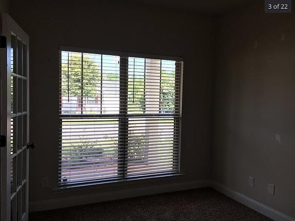 3rd image of 156 Bay Meadows Dr SW