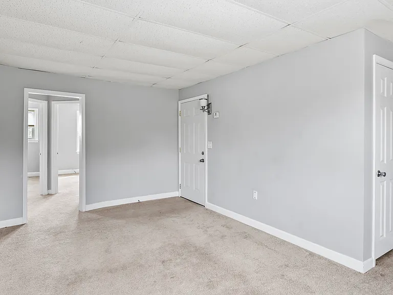 Living Room (alt view)