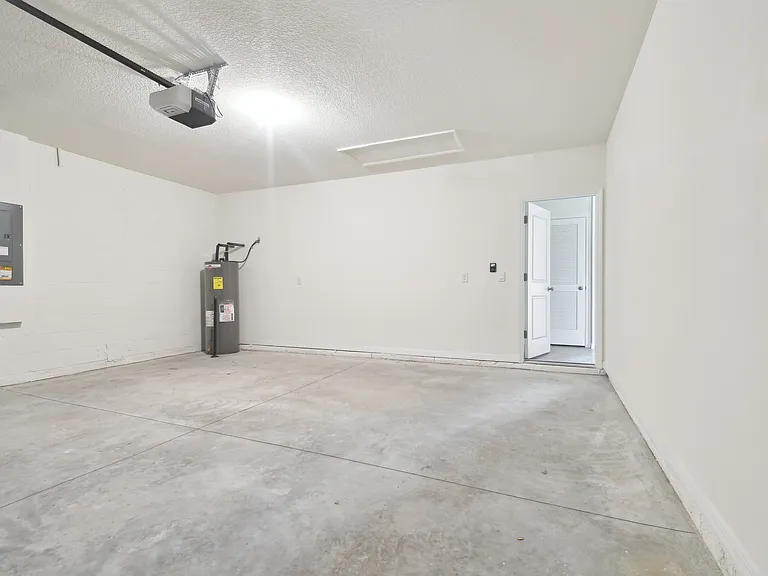 8320 Ender Hills Dr — Photo 27