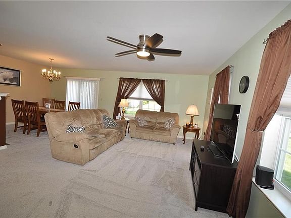 5th image of 6872 Lincoln Dr