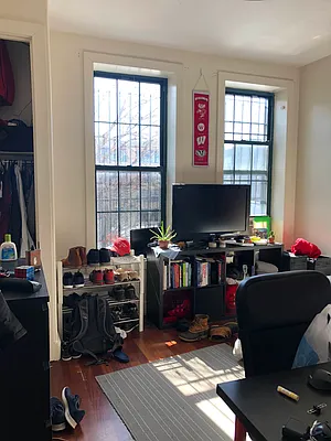 Rented by Nooklyn NYC LLC | media 11