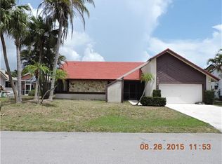 8331 NW 80th St, Tamarac, FL 33321