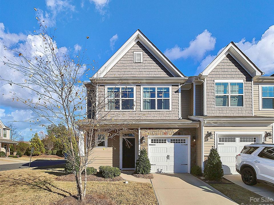 1st image of 13243 Savannah Point Dr